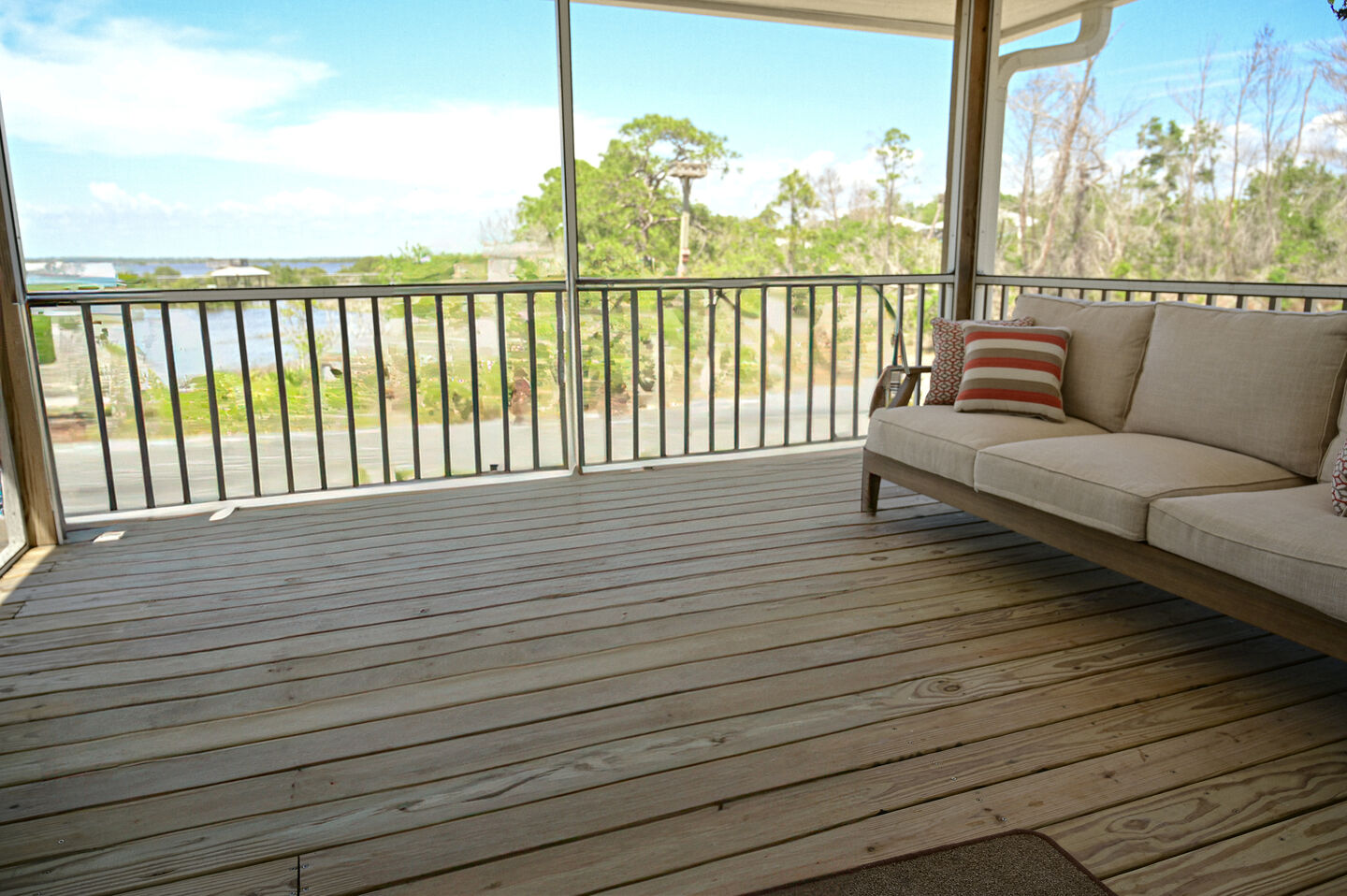 Sturgis Cir Coastal Home - Image 12