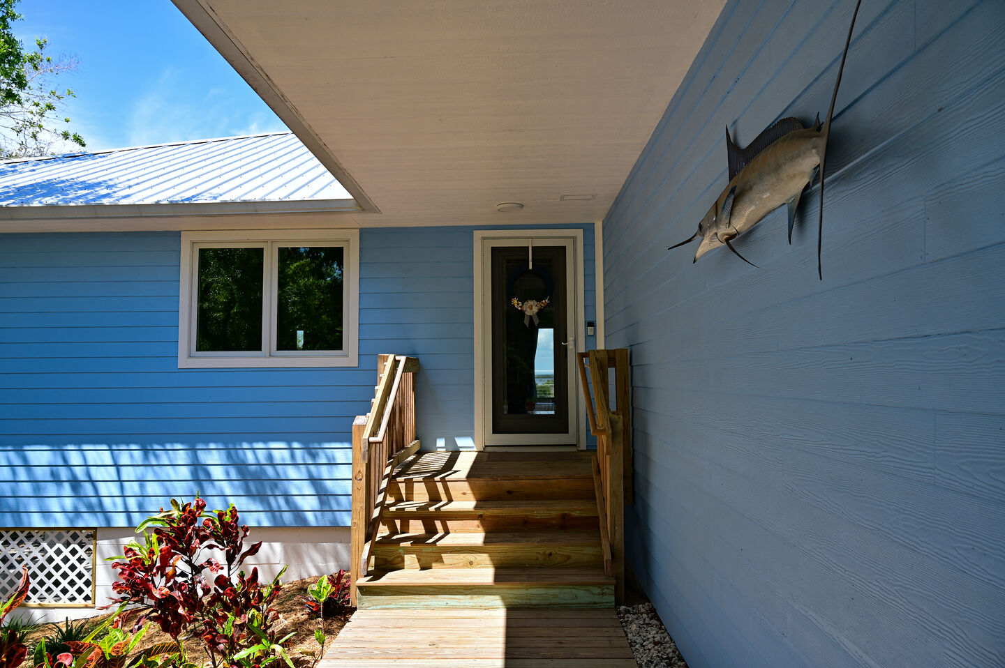 Sturgis Cir Coastal Home - Image 22